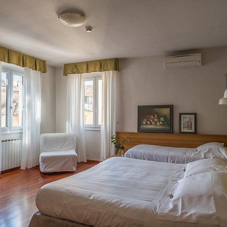 Hotel Colomba Firenze Bagian luar foto