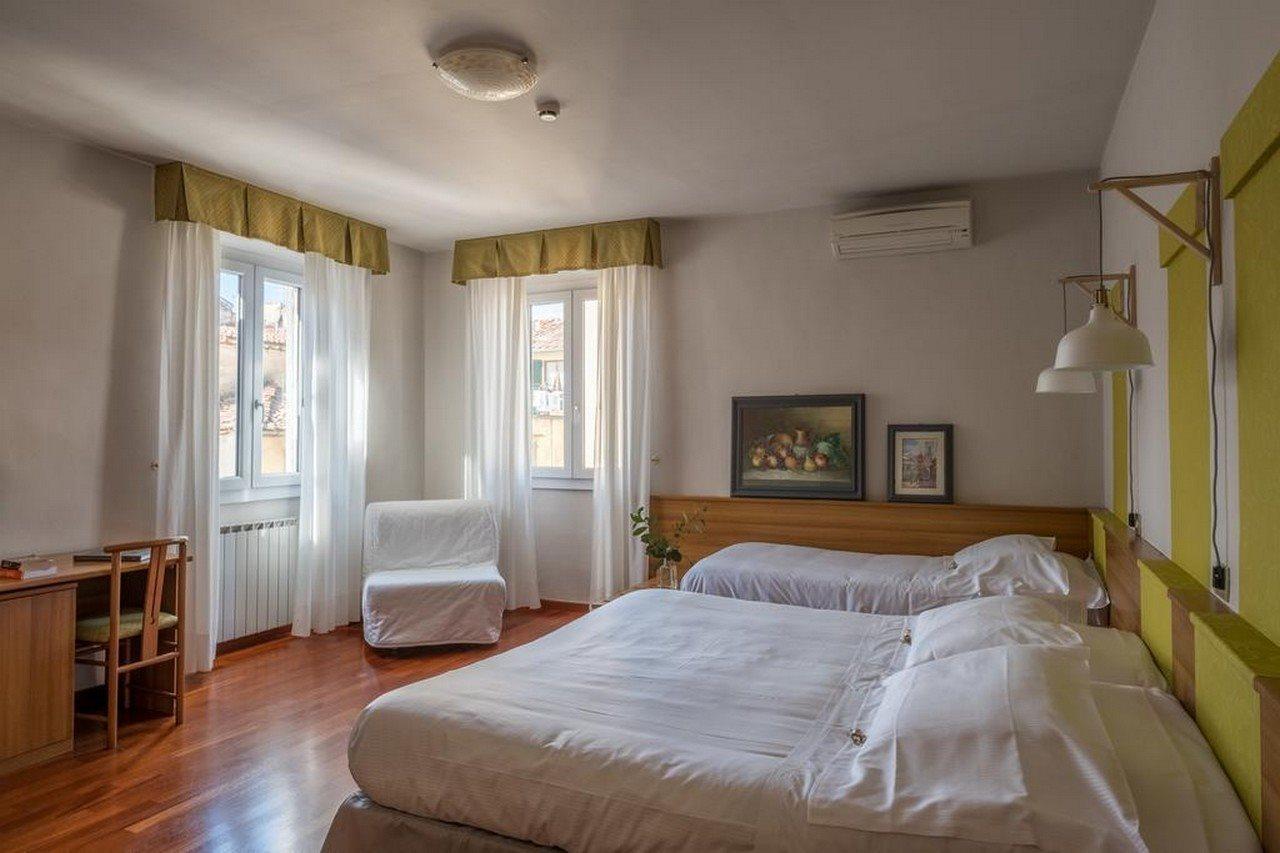 Hotel Colomba Firenze Bagian luar foto