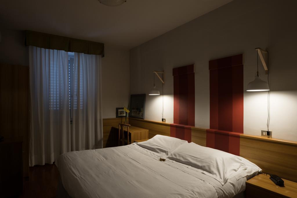 Hotel Colomba Firenze Bagian luar foto