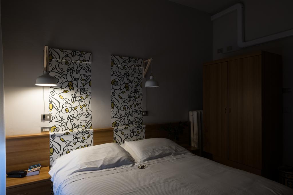Hotel Colomba Firenze Bagian luar foto
