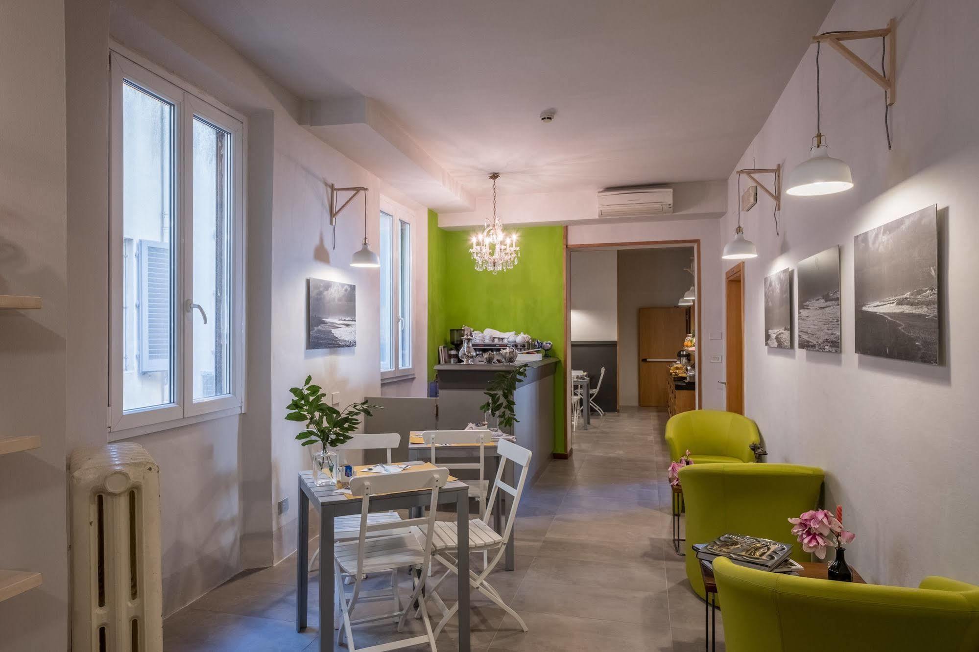Hotel Colomba Firenze Bagian luar foto